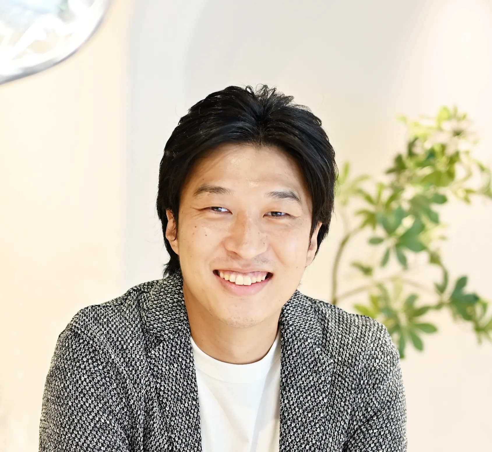 村上 靖知